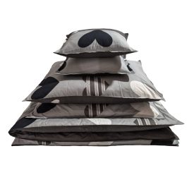    Ágyneműhuzat garnitúra 7 részes, paplanhuzat méret 140x200cm, 2 személyes, fekete/fehér szív mintás